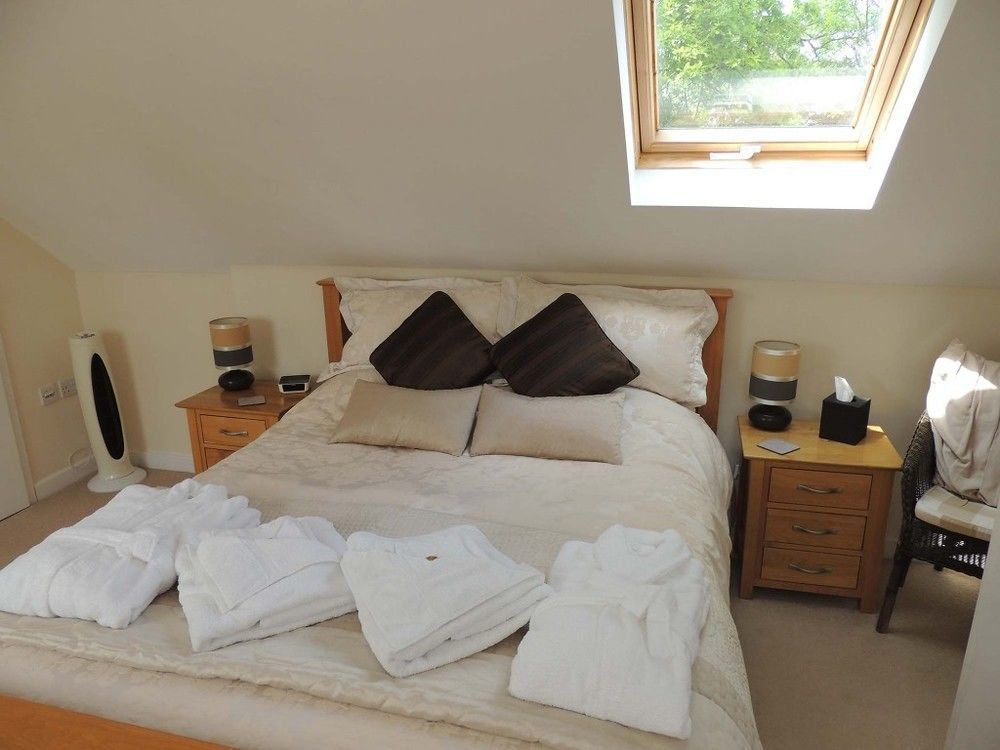 The Manor Coach House Hotel Hindlip Екстериор снимка